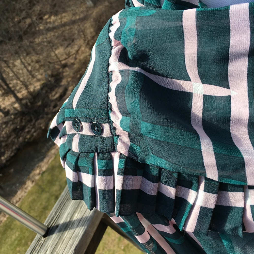 Cabi size M hunter green and rose pink sheer plaid chiffon blouse - Picture 4 of 7